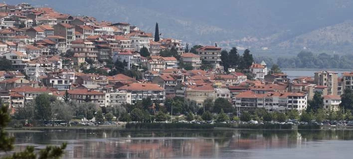 Καστοριά: Ιδιοκτήτης σουβλατζίδικου ξυλοκόπησε εφοριακούς που πήγαν για έλεγχο